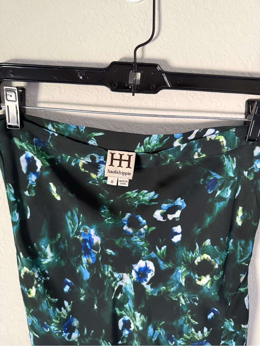 Haute Hippie Black and Green Floral High-Low Skirt with matching top - Picture 5 of 11